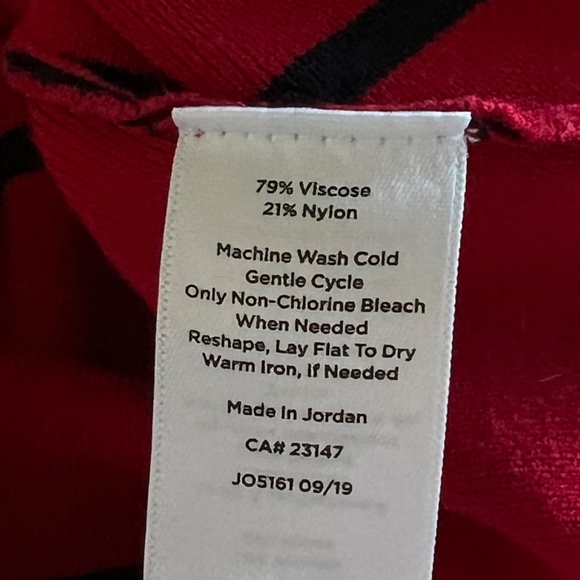 Talbots V-Neck Chevron Bias‎ Stripes Sweater Apple Red Black Size M - Picture 13 of 13